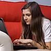 W pułapce internetowych znajomości